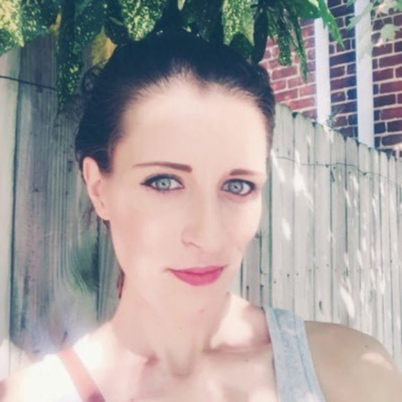 Meet the Posher Other - Meet your Posher, Jasmine